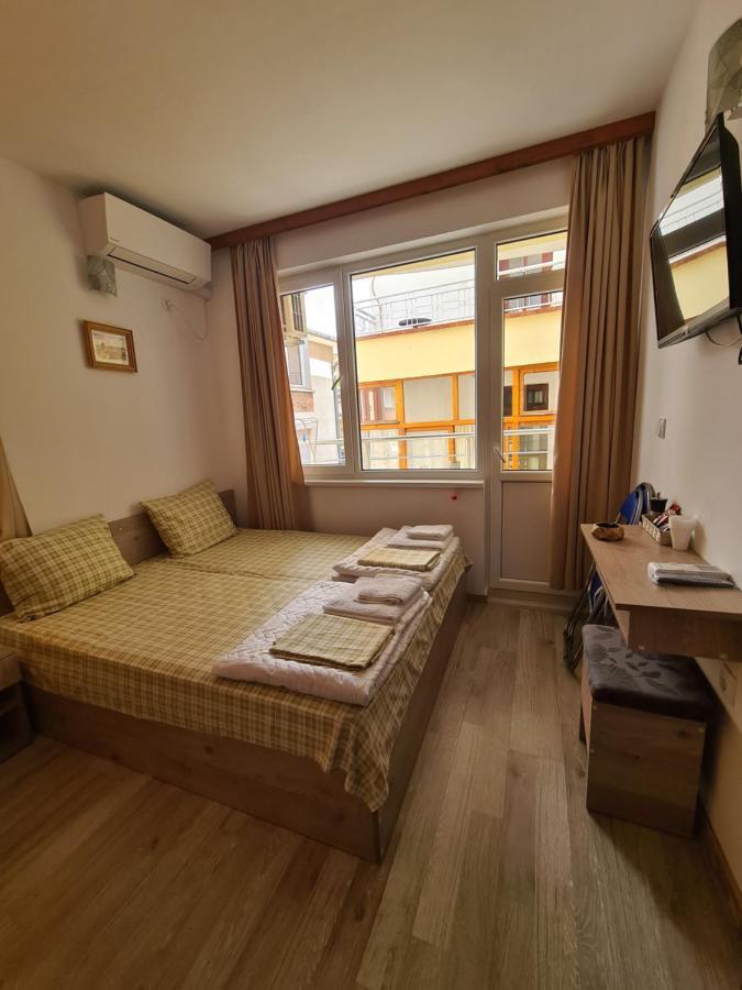 Guest Rooms Kostovi Nesebar Esterno foto